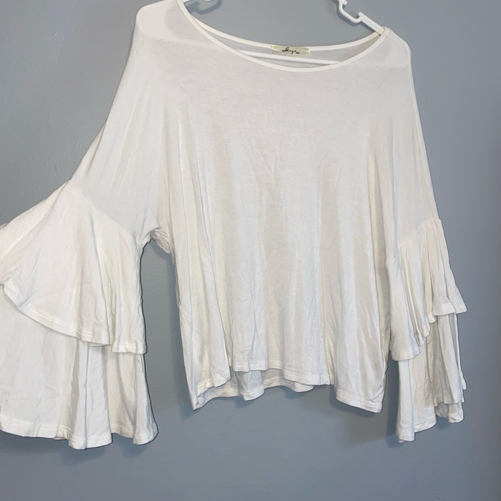 White long sleeve tee